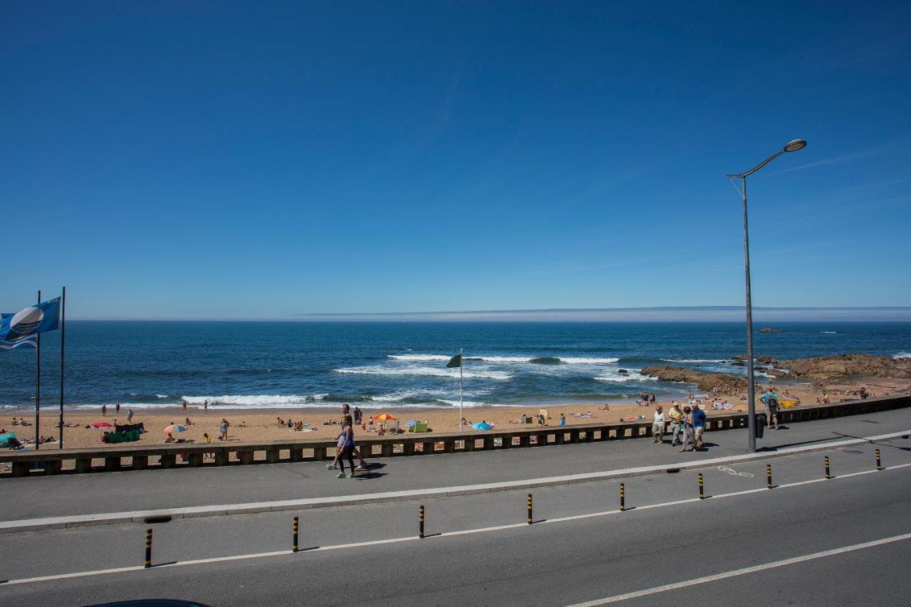 Liiiving In Porto - Luxury Beachfront Apartments Exterior photo